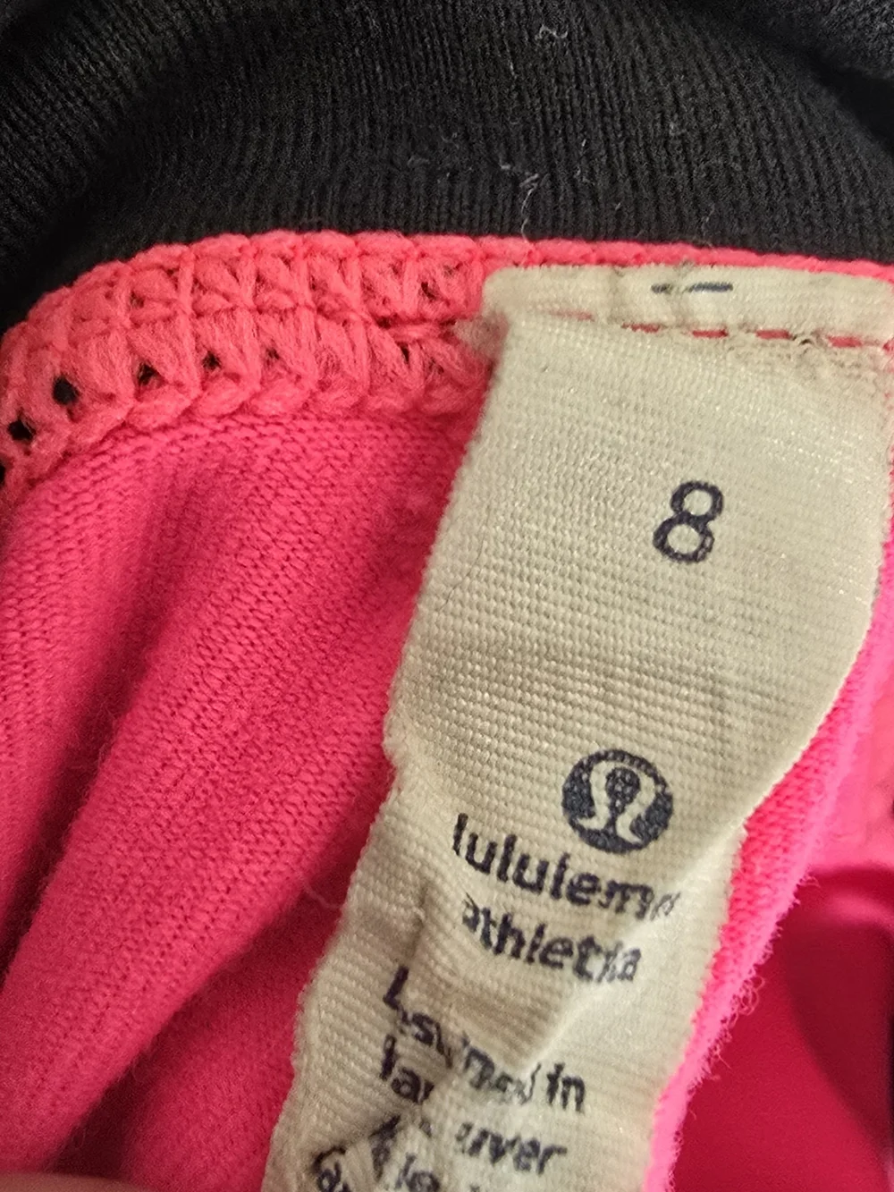 lululemon athletica Woman's Neon Pink Capri Leggings